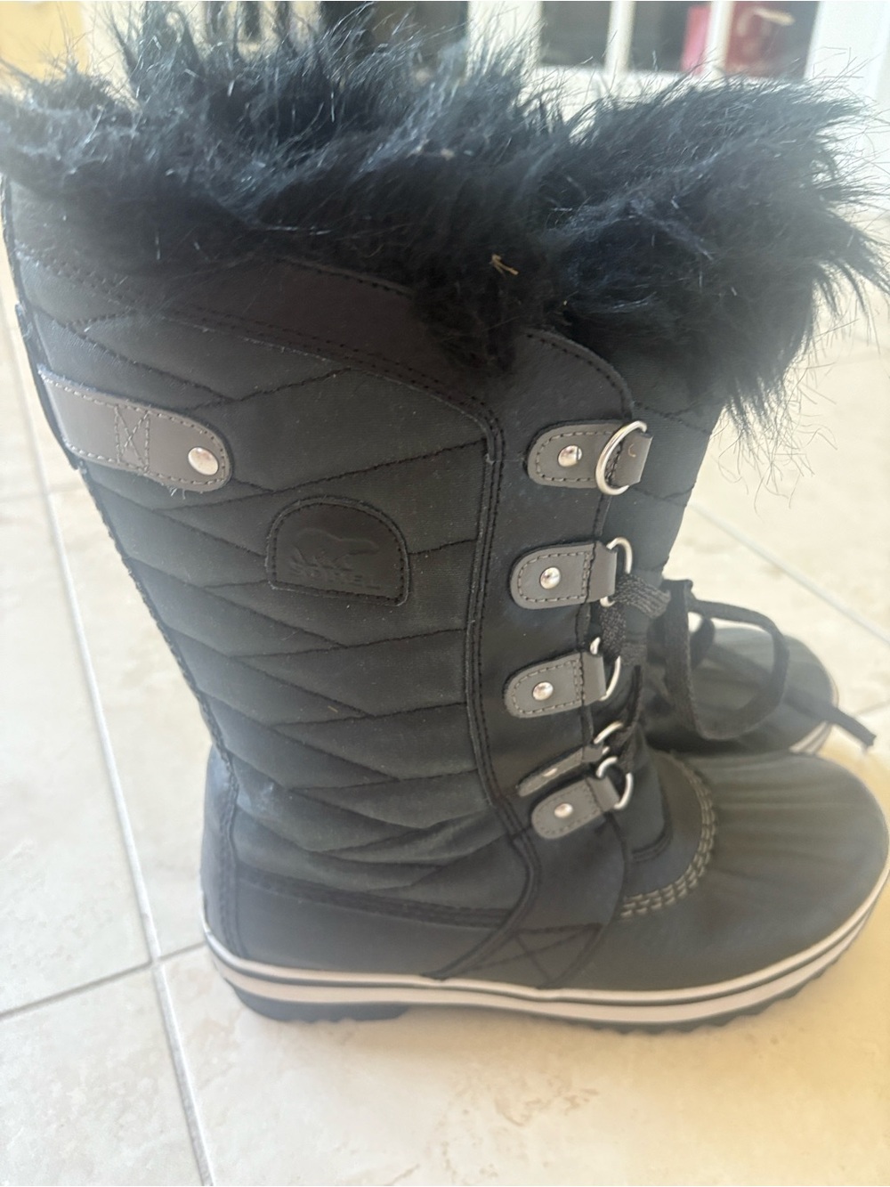 Sorel Black Quilted Faux Fur Lace-Up Winter Boots